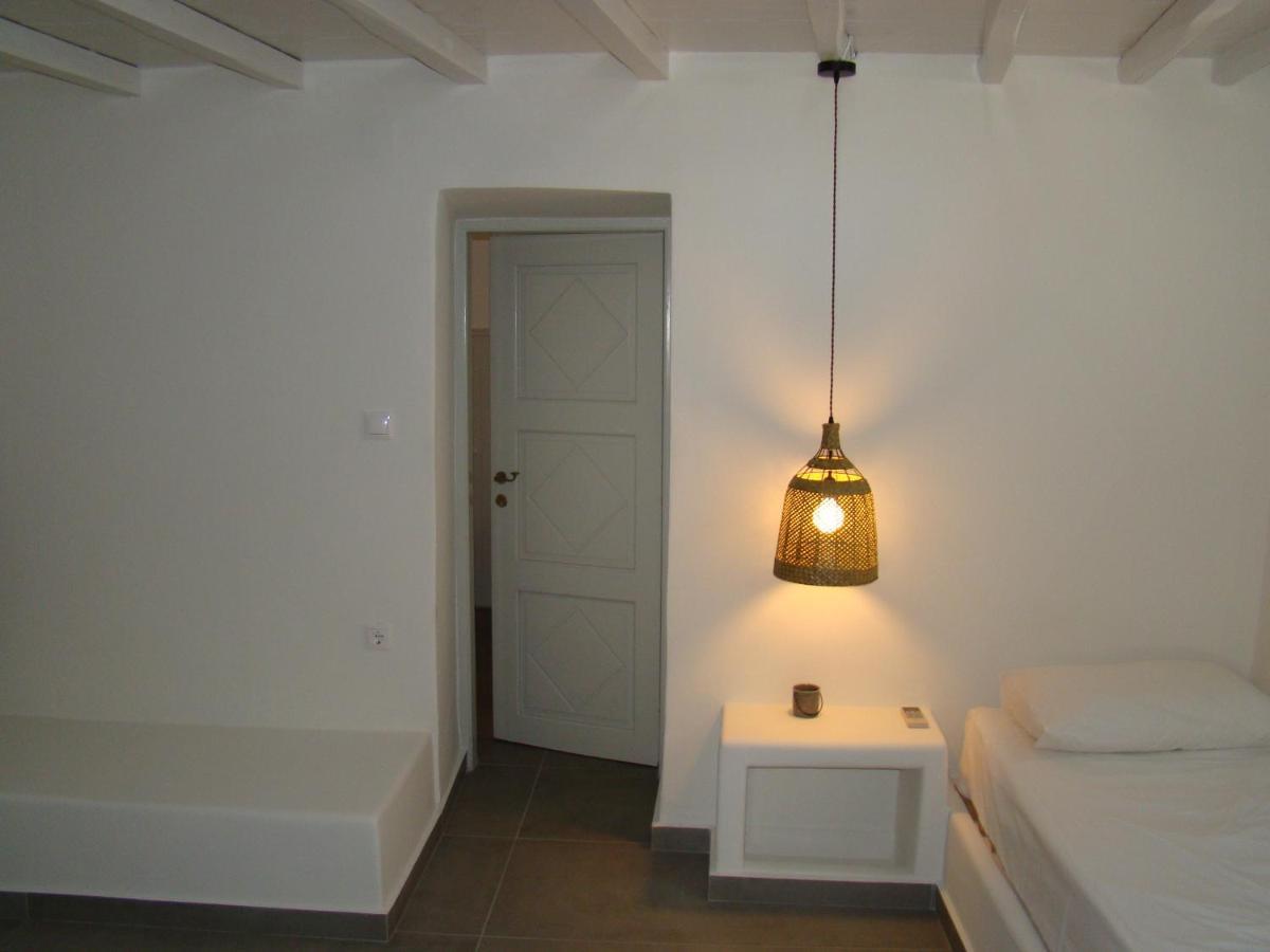 Efi'S Apartments Plaka  Luaran gambar