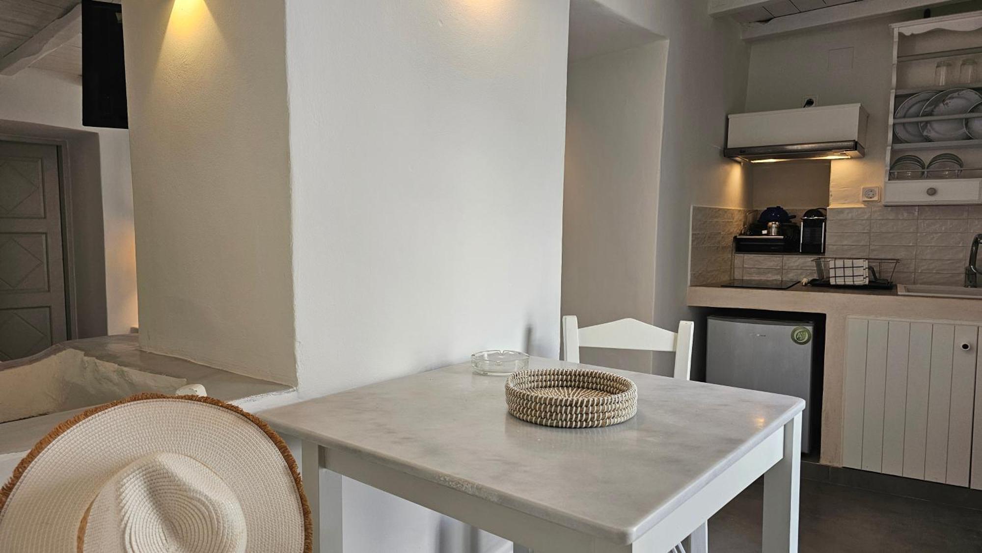 Efi'S Apartments Plaka  Luaran gambar
