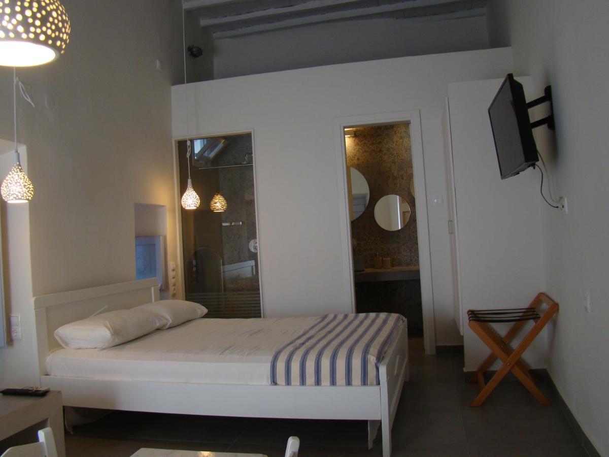 Efi'S Apartments Plaka  Luaran gambar